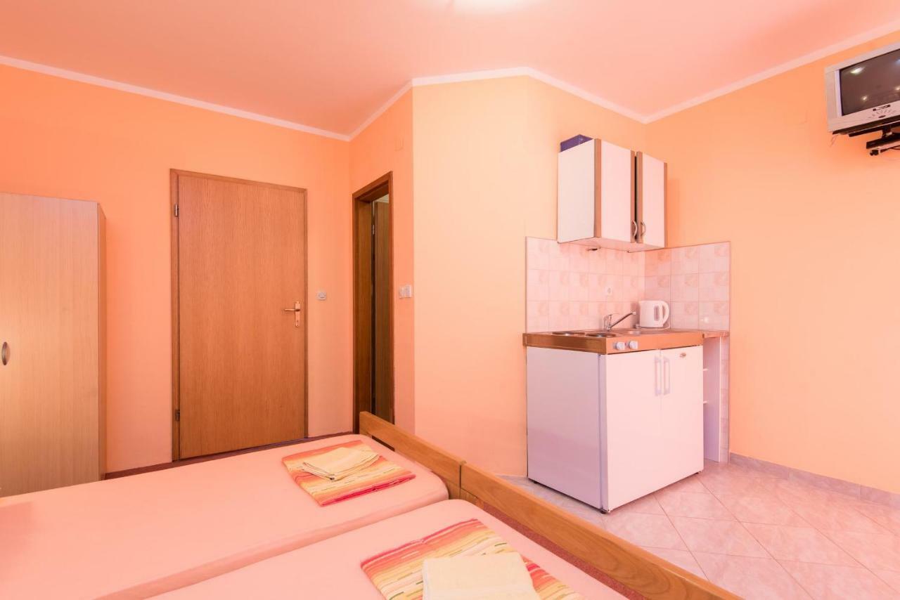 Apartmani Villa Lidija Оребич Экстерьер фото